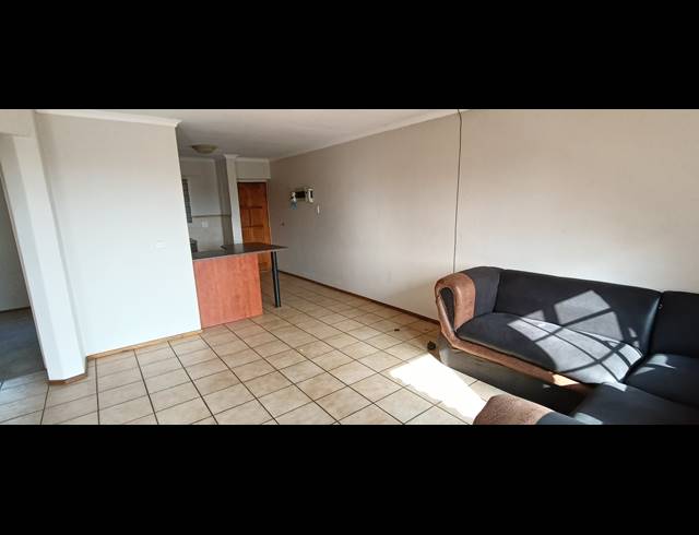 2 BEDROOM APARTMENT TO LET IN REYNO RIDGE